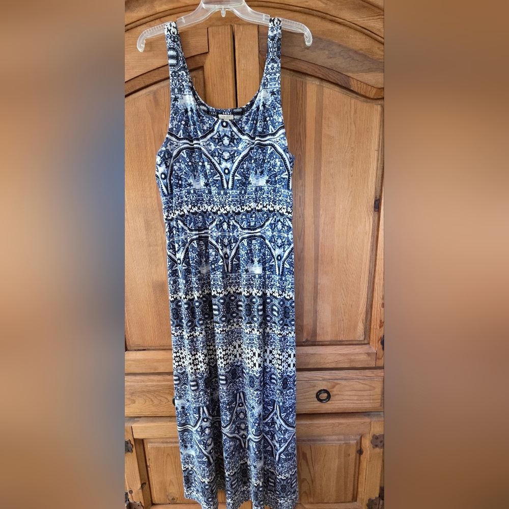 Women's Blue White Stretch Maxi Dress Sleeveless XL NEW WITHOUT TAGS